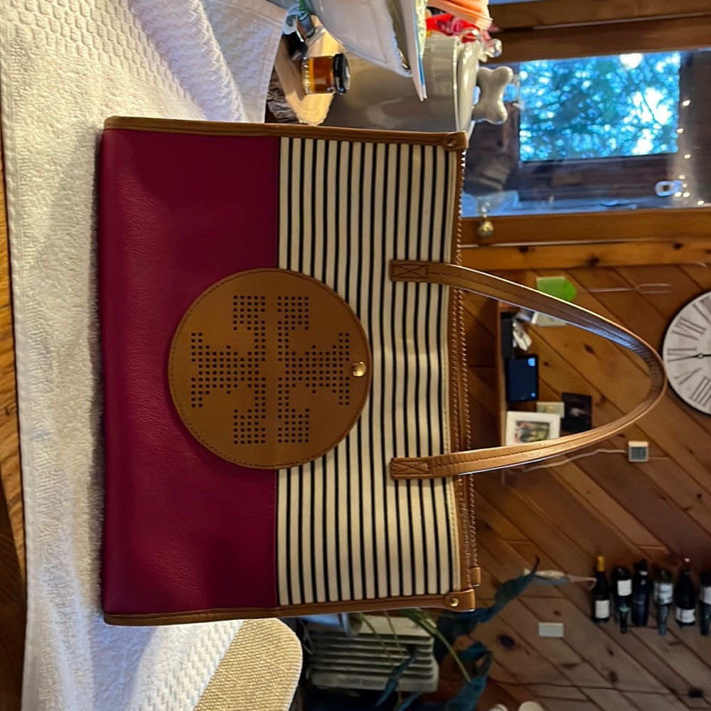 Tory Burch fuschia striped black and white purse !